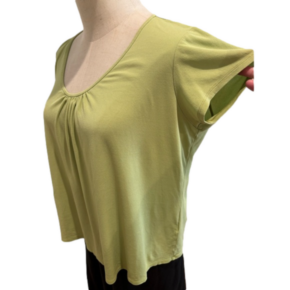 EILEEN FISHER TOPS LOT OF 2 SILK GREEN SHORT SLEEVE 1 VISCOSE CREAM LONG SLEEVE - Picture 9 of 12